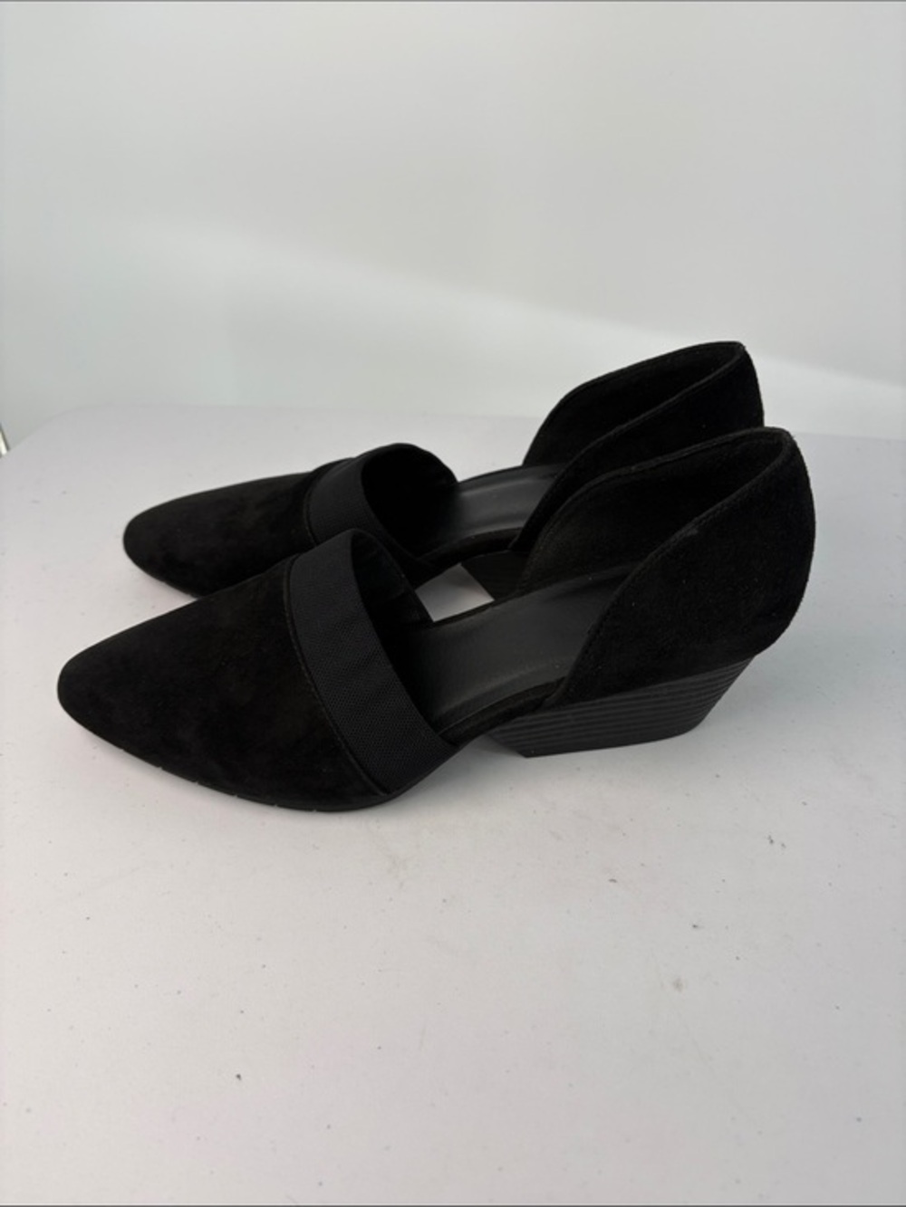 🌪️ Eileen Fisher Hilly suede  Black Pointed D'Orsay Low Heel Flats